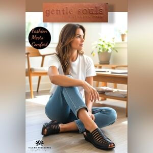 Gentle Souls by Kenneth Cole "Lee" Wedge Size 7M Black Nubuck Open-Toe Sandals
